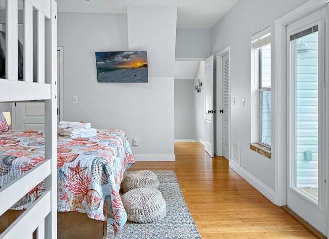 Building Photo - 4485 Clipper Cove