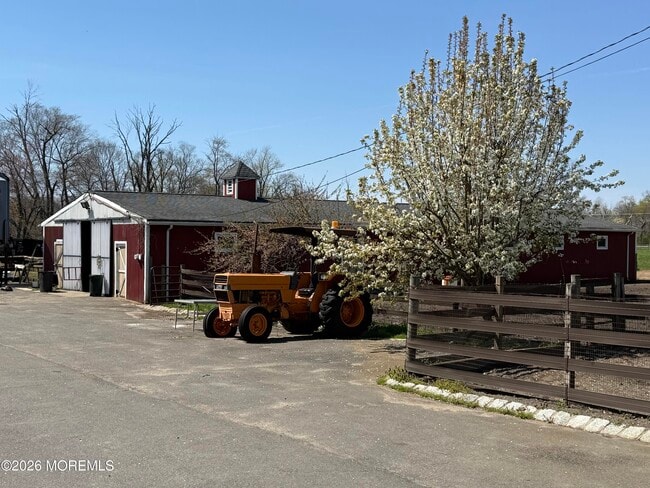 Building Photo - 2360 Monmouth Rd