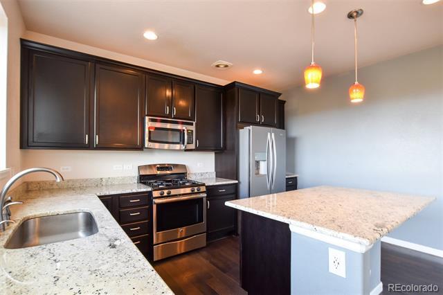 Building Photo - 9761 Beryl Dr