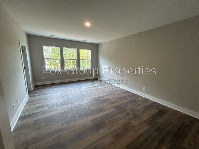 Building Photo - 108 Glencoe Ln