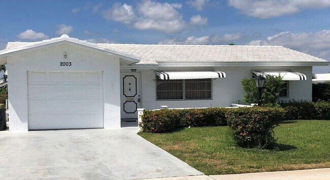 Primary Photo - 2003 SW 18th St