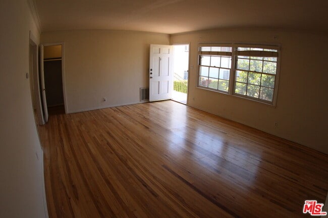 Building Photo - 1606 Glendon Ave
