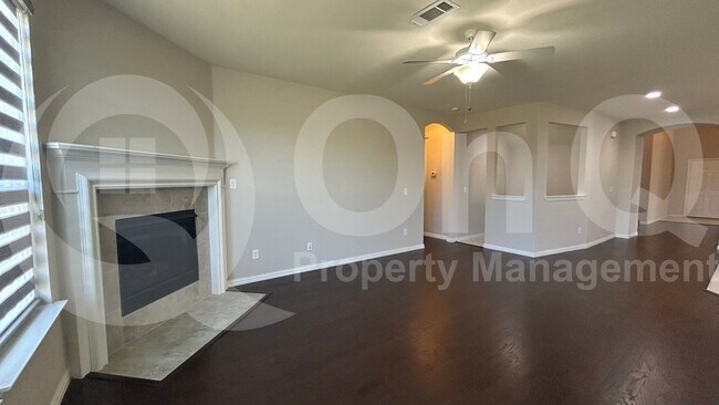 Building Photo - 2221 Candler Club Way