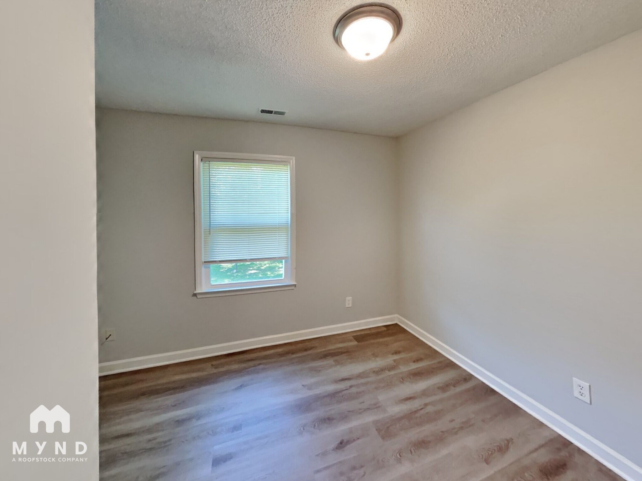 Building Photo - 12309 Rock Canyon Dr