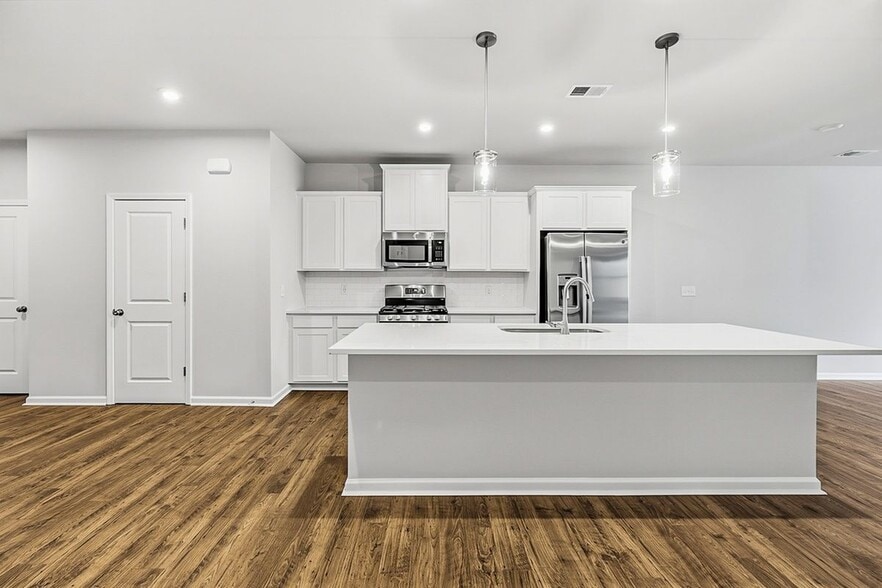 Building Photo - 148 Herrick Pl