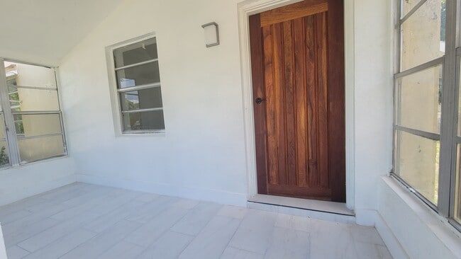 Building Photo - 1342 NW 43rd St