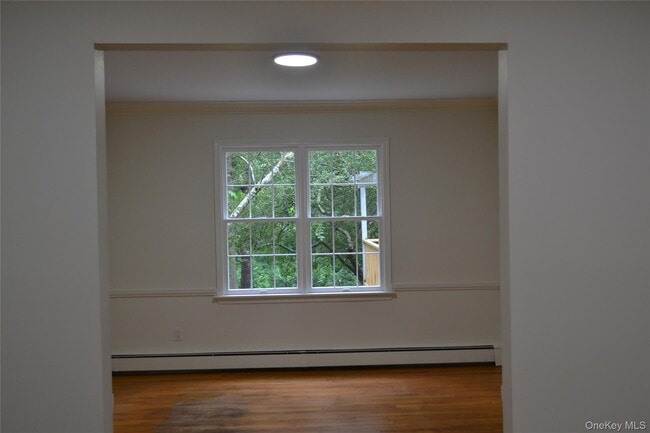 Building Photo - 31 Pond View Dr