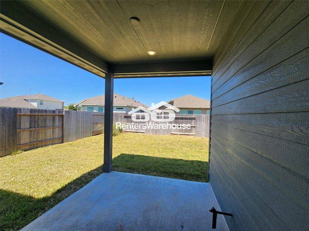 Building Photo - 19014 Whitehaven Bend Ln