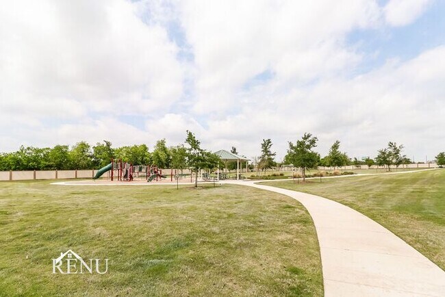 Building Photo - Coming Soon!