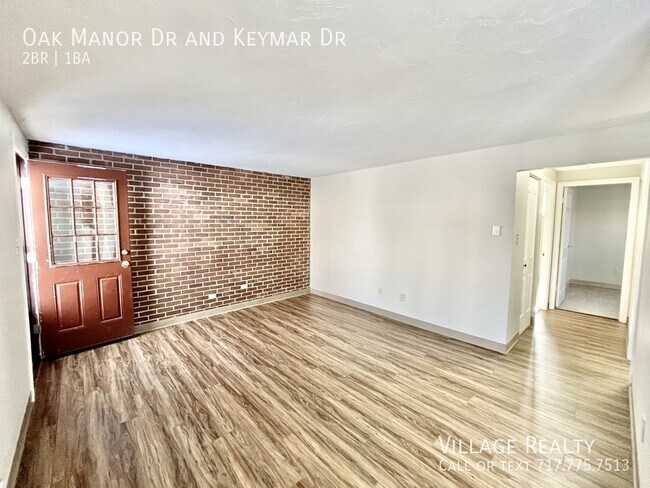 Building Photo - 221 Oak Manor Dr