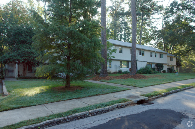 Building Photo - Emory Woods Apartments