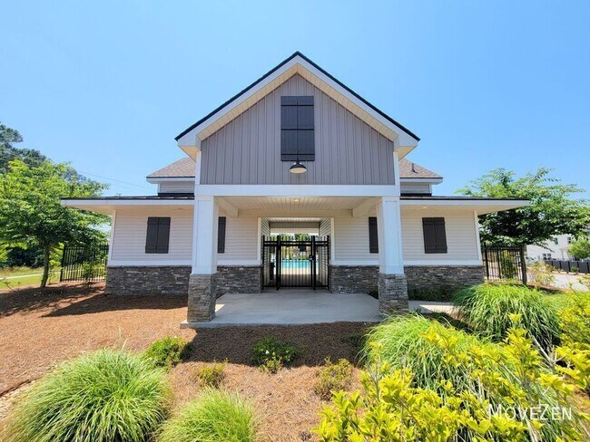 Building Photo - 327 Hollenbeck Pl