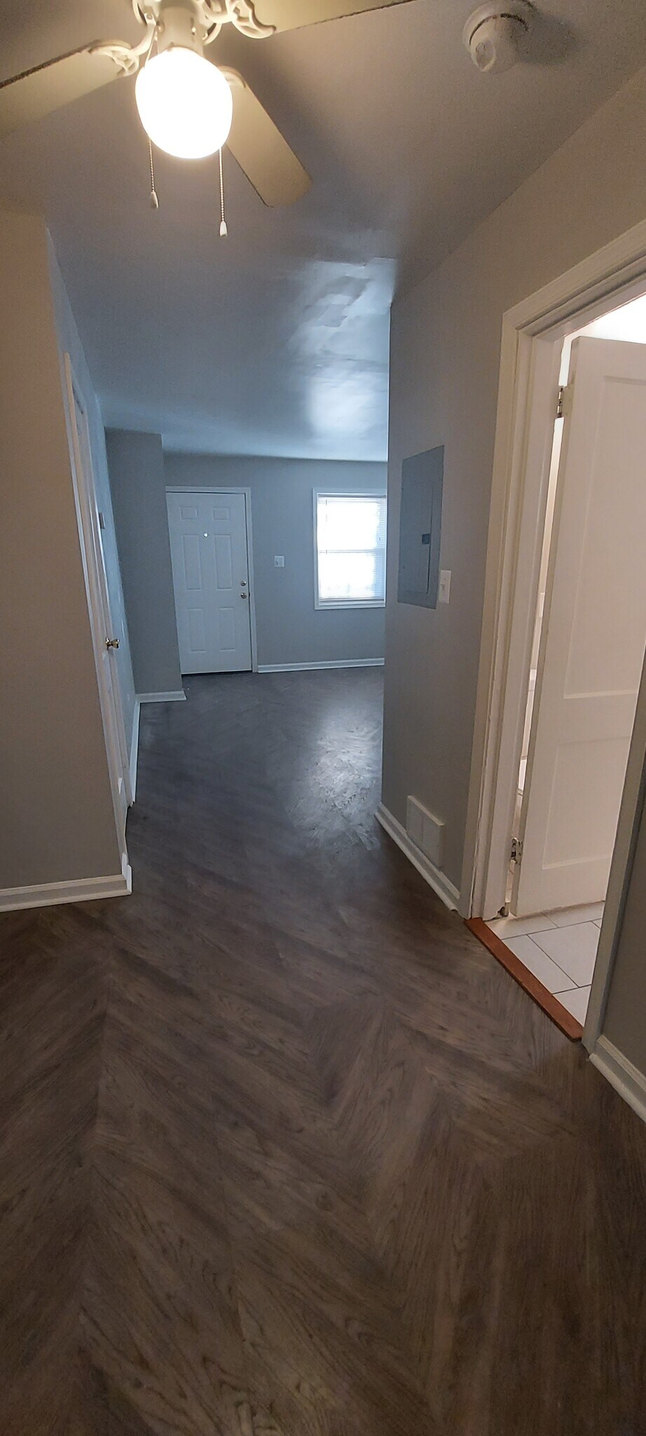 Building Photo - 5812 Eads St NE