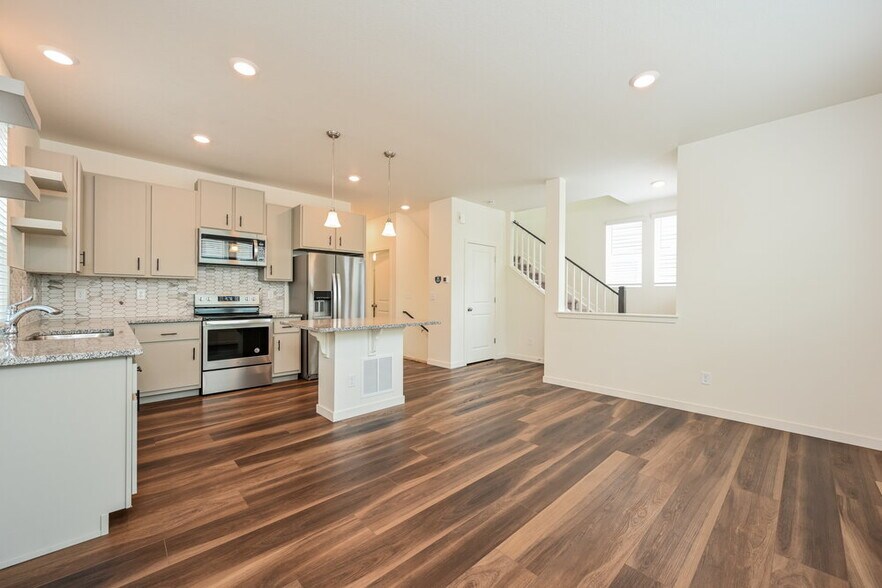 Building Photo - 18607 E 47th Pl