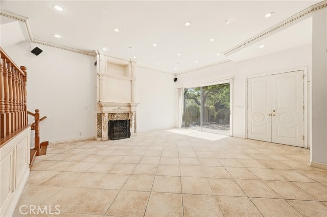 Building Photo - 523 Fairview Ave