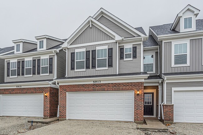 Building Photo - 5913 Hawkweed Dr