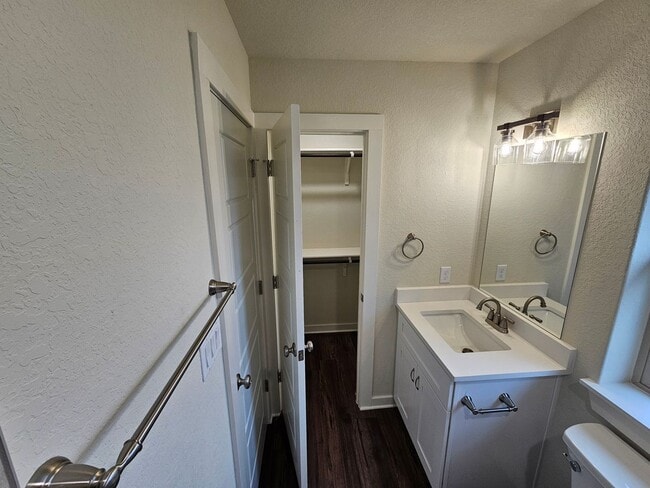 Building Photo - Brand New Town-home in the Heart of Denver...