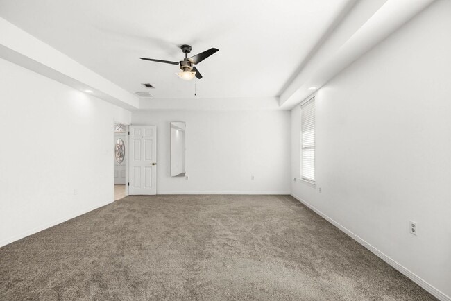 Building Photo - 83 Lake Lorraine Cir