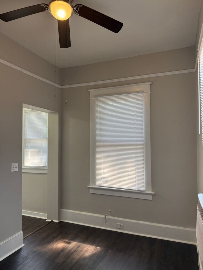 Building Photo - Earlewood-Cotton Town- Belleview