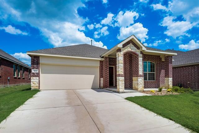 Building Photo - 1833 Lake Grove Dr