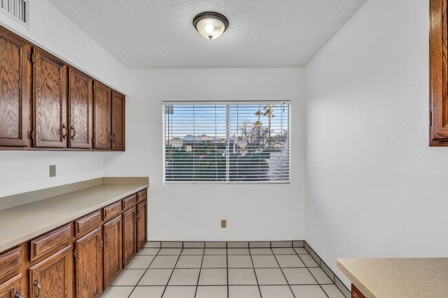 Building Photo - 7860 E Baker St