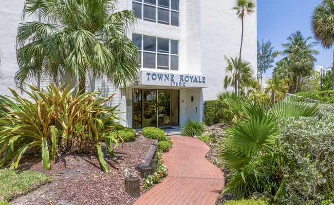 Building Photo - 17800 Atlantic Blvd