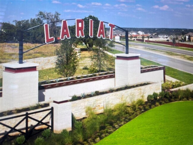 Building Photo - 544 Bauer Lp