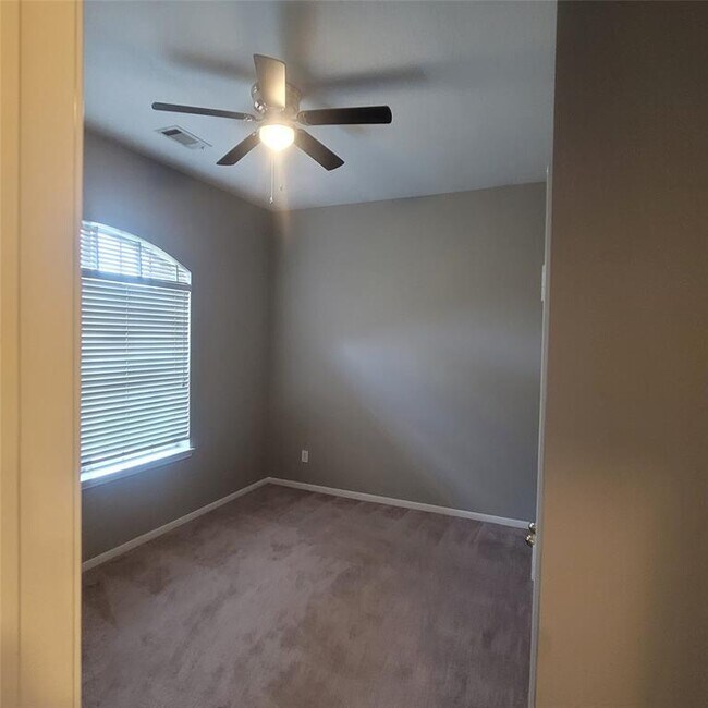 Building Photo - 1411 Hunter Ridge Ct