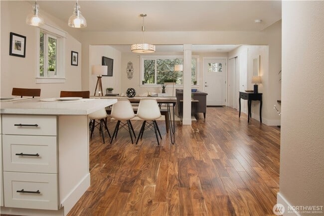 Building Photo - 4 Bed 3 Bath SFR Fully Fenced Home in Shor...