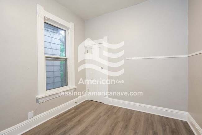 Building Photo - 515 S Brookfield St