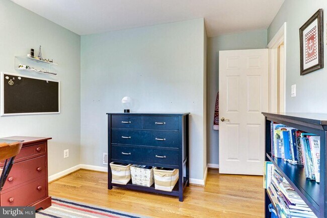 Building Photo - 6519 Engel Dr