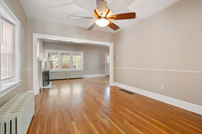 Building Photo - Home on the Range