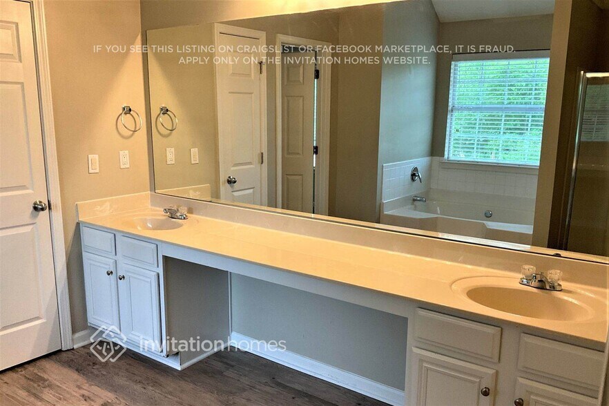 Building Photo - 5507 Mudlark Cir