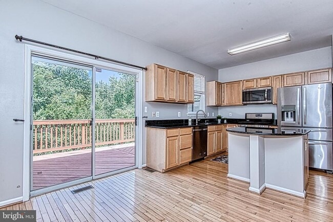 Building Photo - 13416 Burrough Farm Dr