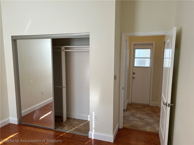 Building Photo - 6200 Pebble Ln