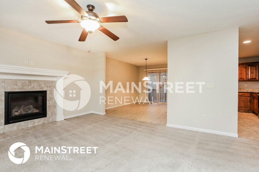 Building Photo - 709 Emerson Dr