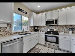 Building Photo - Home is situated in a desirable neighborhood