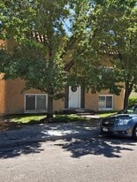 Building Photo - 945 E Lander St