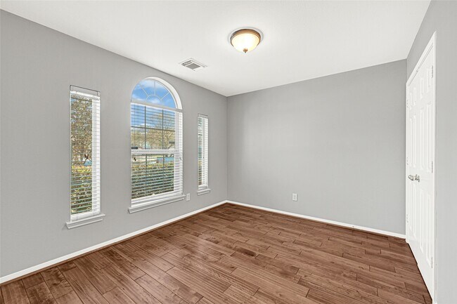 Building Photo - 5318 Champions Way Ln