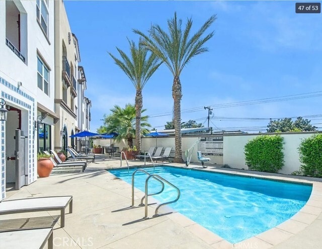 Building Photo - 8016 Santa Fe Springs Rd