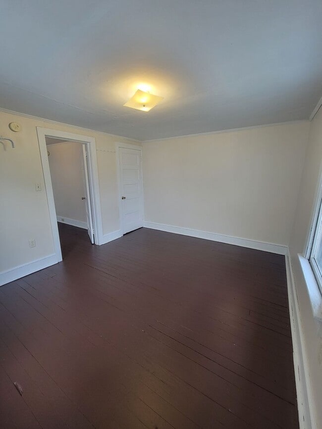 Building Photo - 362 Tolbert Ave