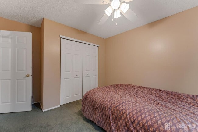 Building Photo - 403 Red Crest Ln