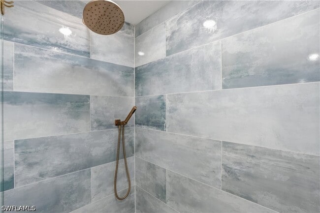 Building Photo - 7671 Pebble Creek Cir
