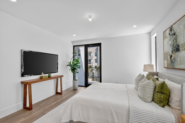 Building Photo - 204 Osceola Park Ln