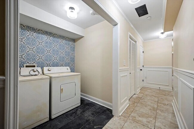 Building Photo - 1315 N 19th St