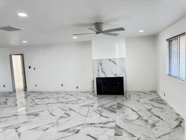 Building Photo - Dobson Ranch 4 bedroom rental
