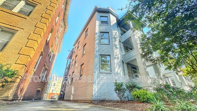Primary Photo - 1240 Westover Ave