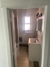 Building Photo - 236 Rosemont Ave