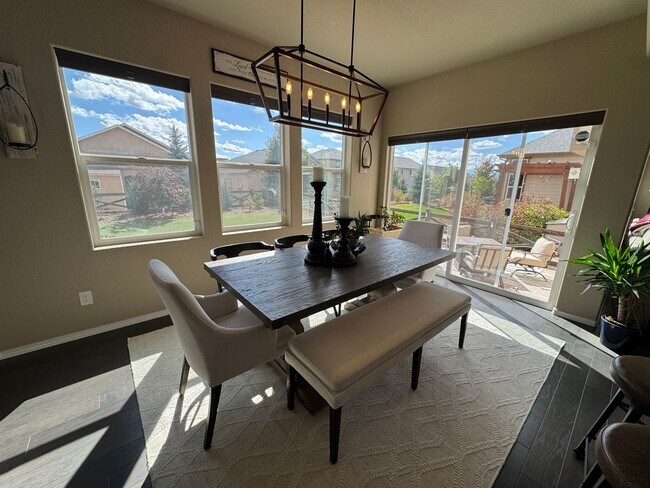 Building Photo - Stunning 4 Bed / 3 Bath Home Nested in Banning Lewis Ranch!