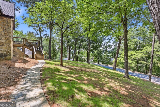 Building Photo - 4225 Twin Rivers Dr